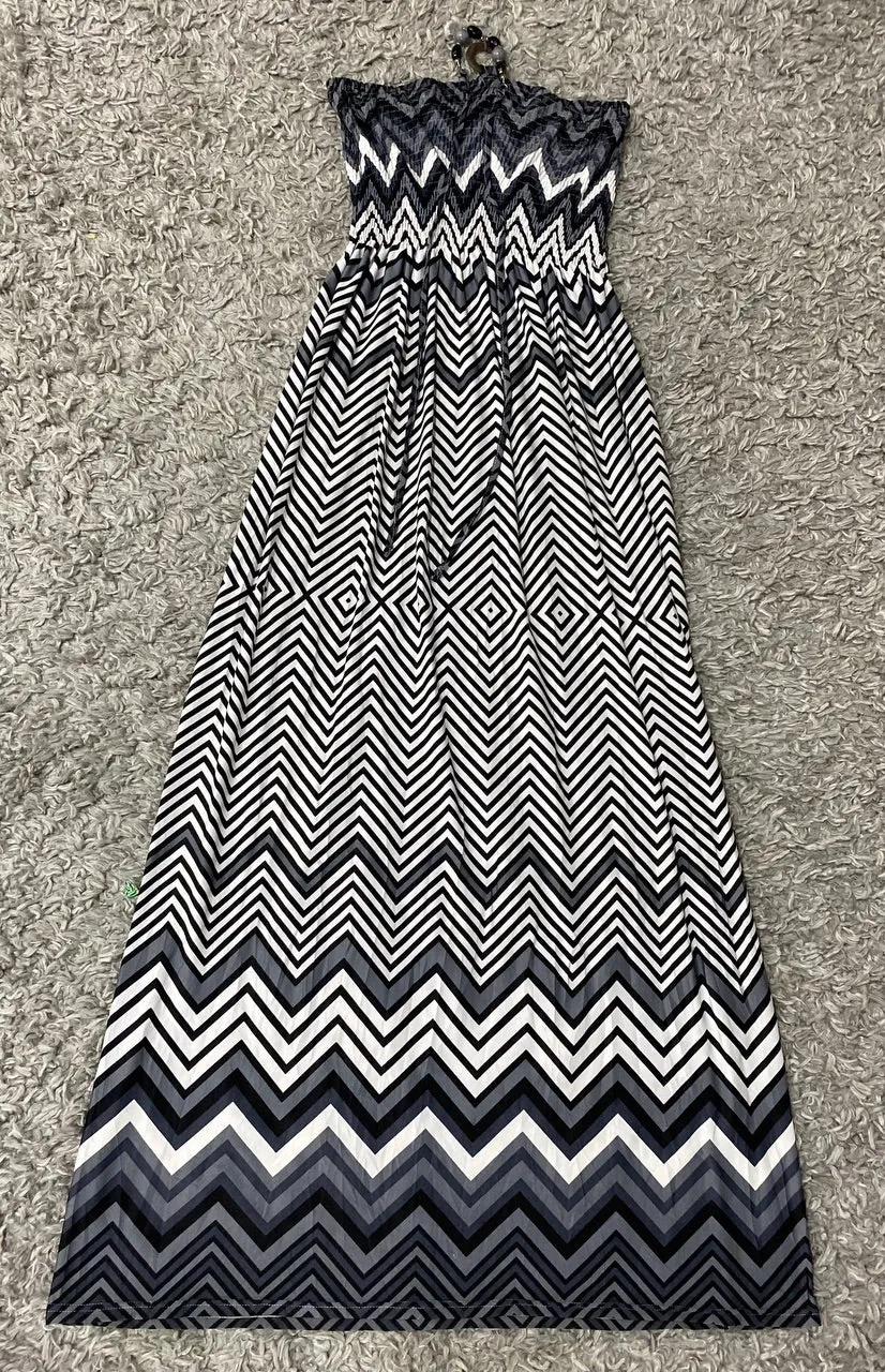 Ladies Mixed Poly Dresses - 11 Pieces