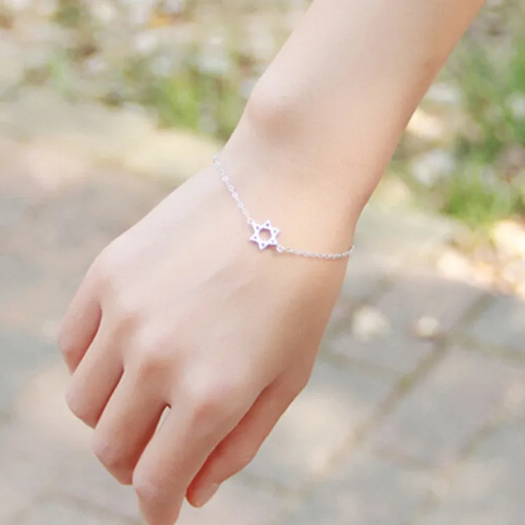 Six Pointed Silver Hand Chain Everyday Bracelet With Star Charm Gift for Women