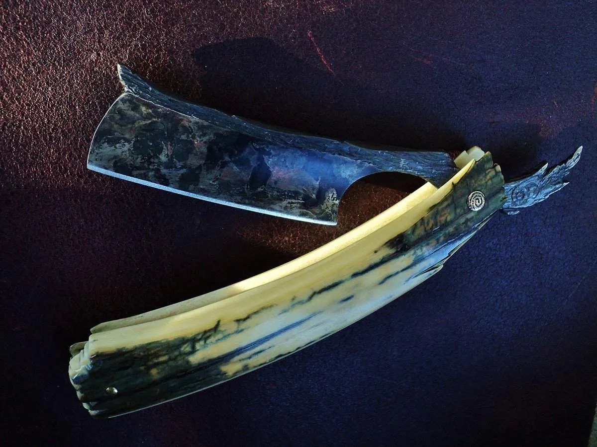 SOLD-Dylan Farnham #33, Custom Straight Razor